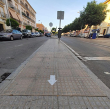 flechas acera derecha lucena